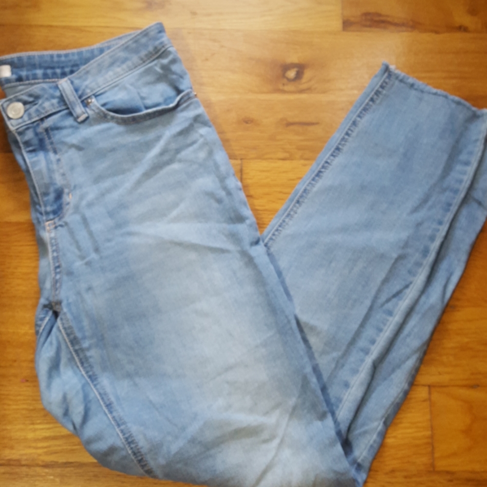 Frayed Skinny Jeans